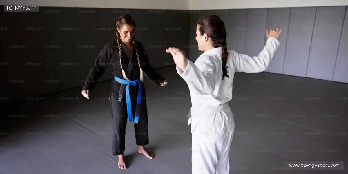 正品周边彰显态度，球迷专属热血收藏🎯